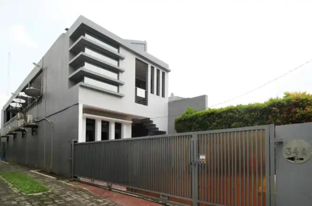 Oyo 90438 Mampang 34 Residence Jakarta Kültér fotó