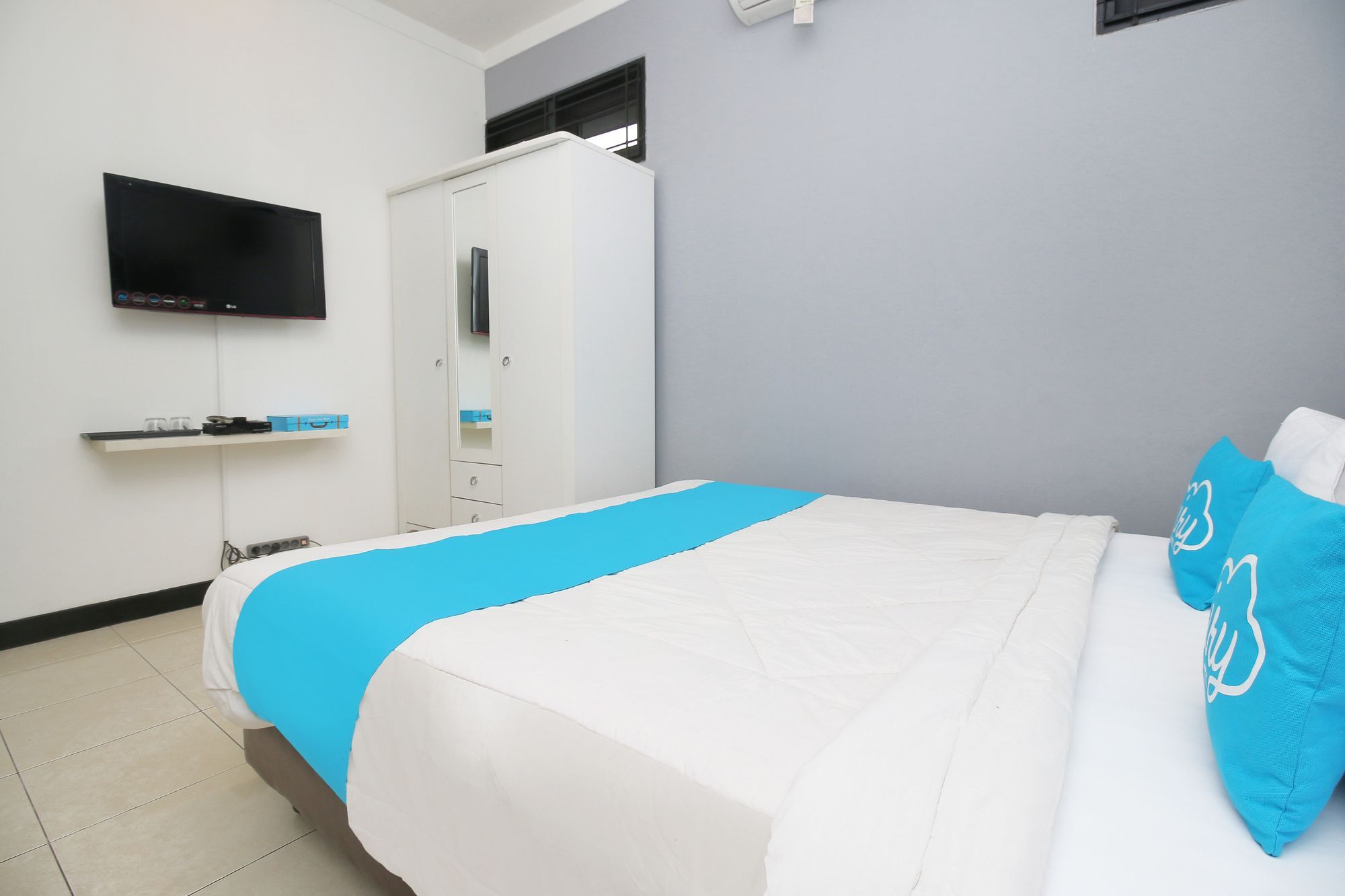 Oyo 90438 Mampang 34 Residence Jakarta Kültér fotó