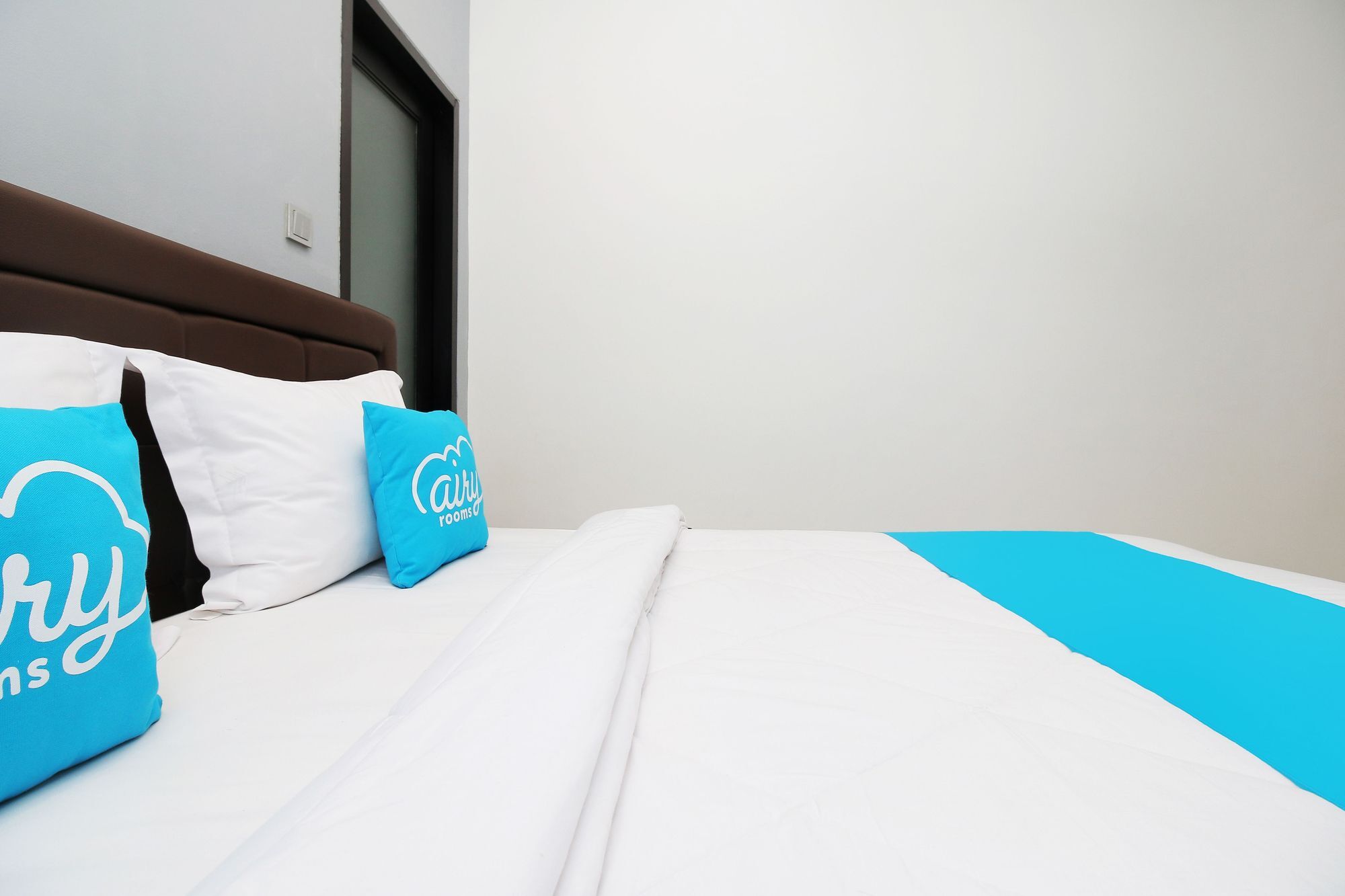 Oyo 90438 Mampang 34 Residence Jakarta Kültér fotó